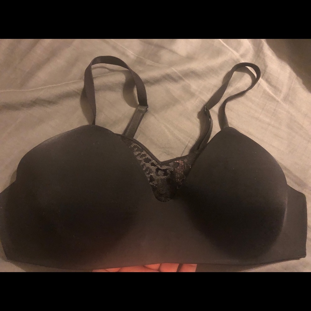 Victoria Secret 38C